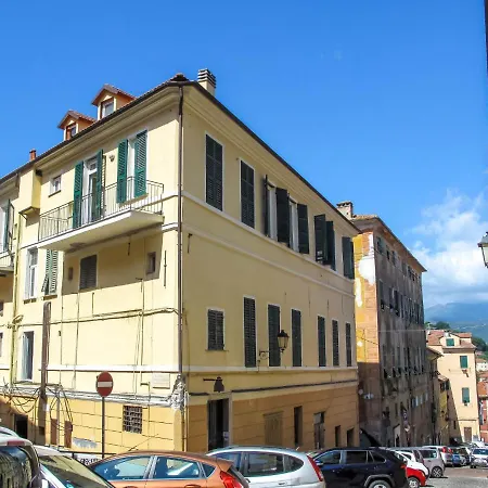 Locazione Turistica Azzurro إمبيريا